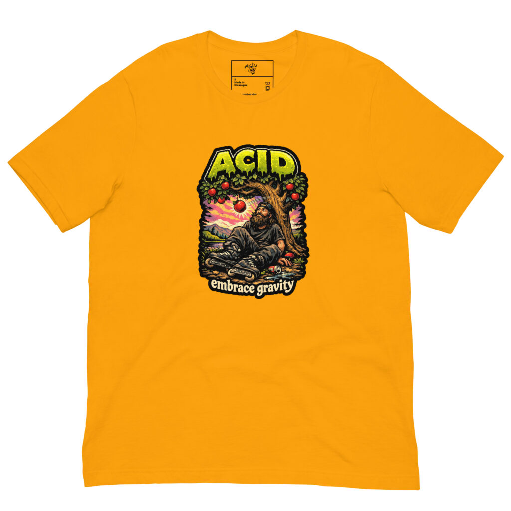EMBRACE GRAVITY TEE